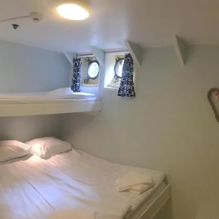 Hotel en barco Gustaf Af Klint Estocolmo