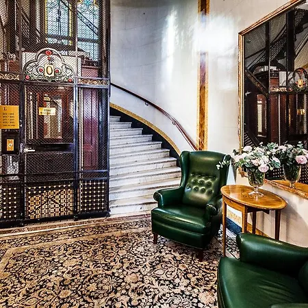 The Sparrow Hotel 4*