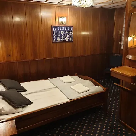 M/s Birger Jarl - & Botel 2*