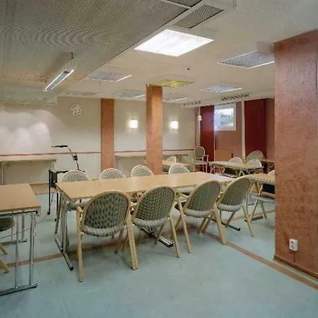 Отель First Brommaplan 3*
