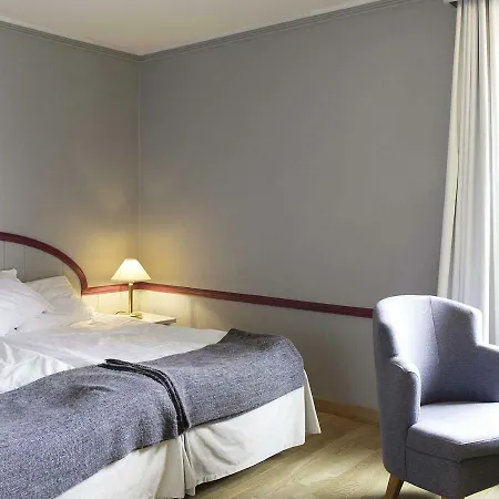 Long Bromma 2* Stockholm