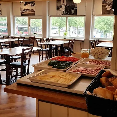 Long Bromma Hotel
