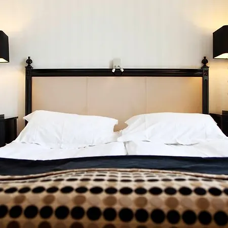 Hotel Elite Plaza 4*