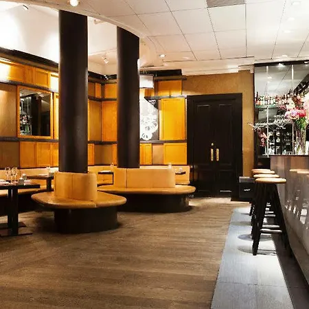 Elite Plaza Hotel