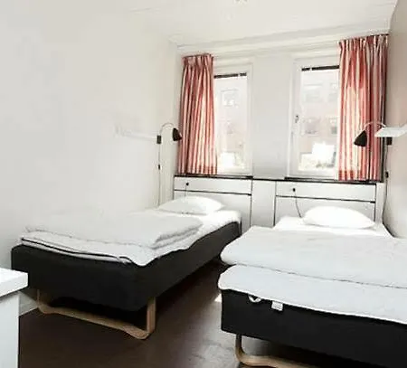 Stf Gaerdet & 2*