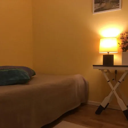 Studio Apartment,own Entrance, Keyless Check In. Stockholm