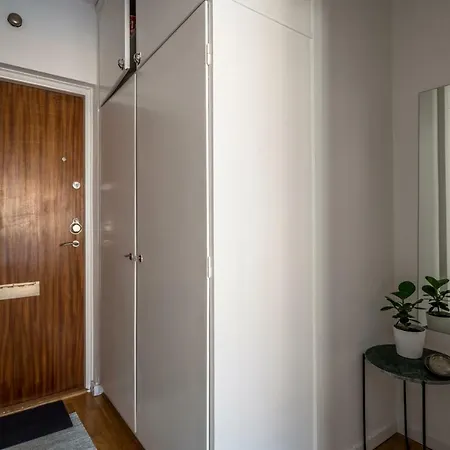 Comfortable Newly Renovated Studio At Kungsholmen Stockholm
