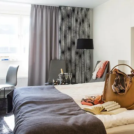 Western Hotel 3*