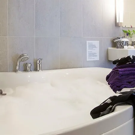 Western Hotel 3*