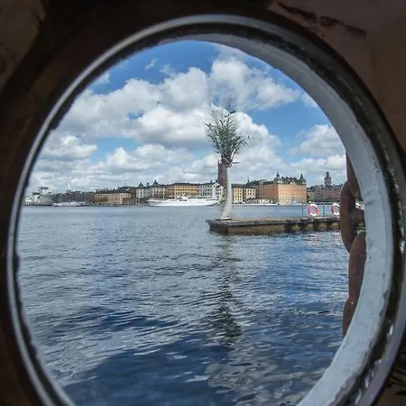 Den Roeda Baten 2* Stockholm