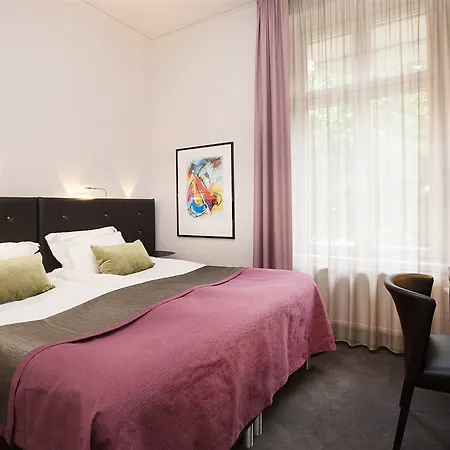 Elite Plaza 4*
