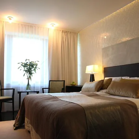 Elite Eden Park 4*
