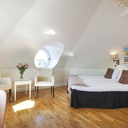 Kung Carl, Worldhotels Crafted 4*