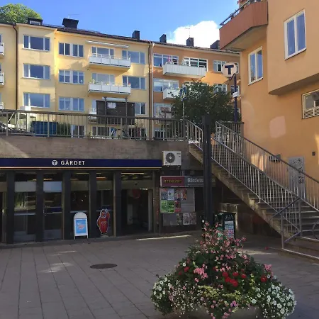 Apartment With Free Airport Pickup