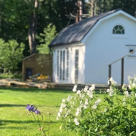 New Mini-villa By The Creek Close To *
