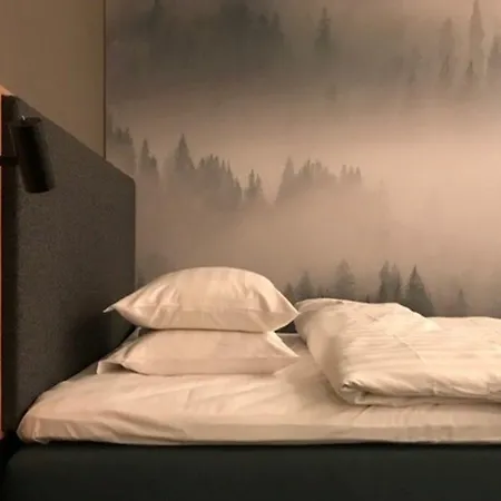 Mornington Bromma 4*