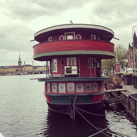 Den Roeda Baten Botel 2*