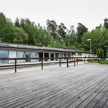 Kallhaellsbaden Strandhotell Hostel