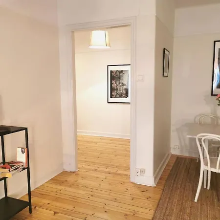 Modern, Newly Renovated In Kungsholmen Apartment *