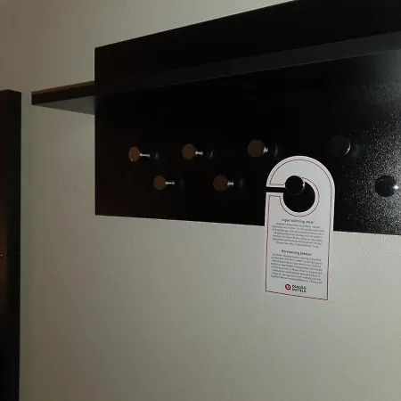 Ariston 3*