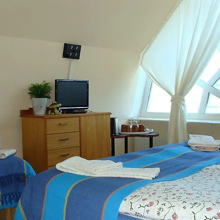 Manen Hotell 3*