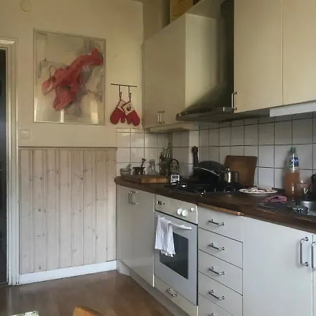 Bed and breakfast Cosy B&b-well Located- Directly At Globen Ericsson