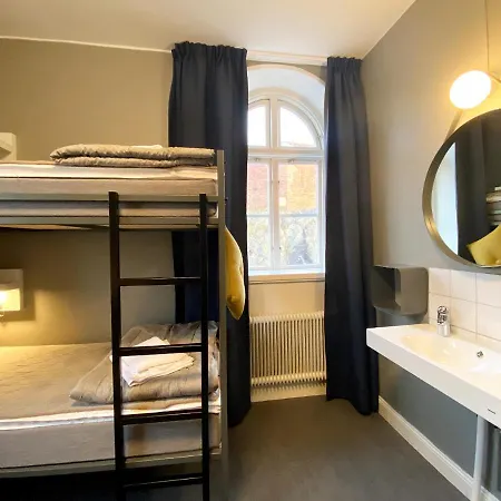 Stf Stockholm Skeppsholmen Vandrarhem שטוקהולם