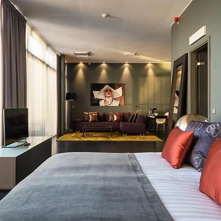 Hotel Quality Globe 4*