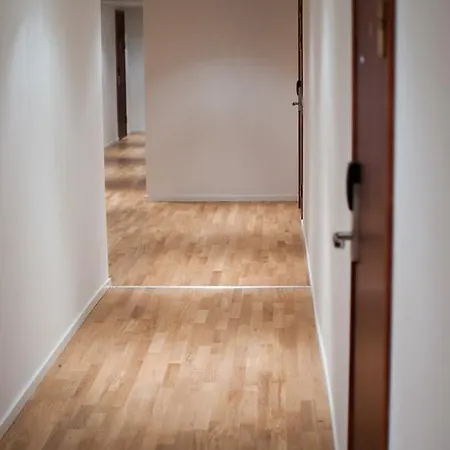 Xtra Kista Hotel 2*