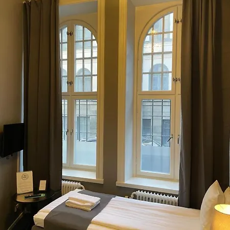 Unique Hotel 3*