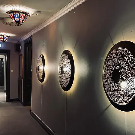 Hotel Unique