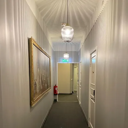 Unique Hotel