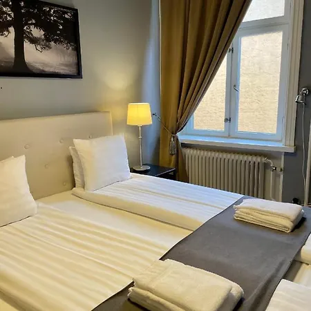 Unique Hotel 3*