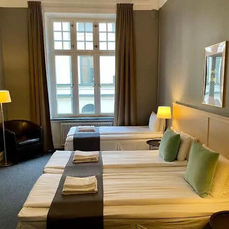 Unique Hotel 3*
