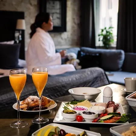 Freys Hotel 4*