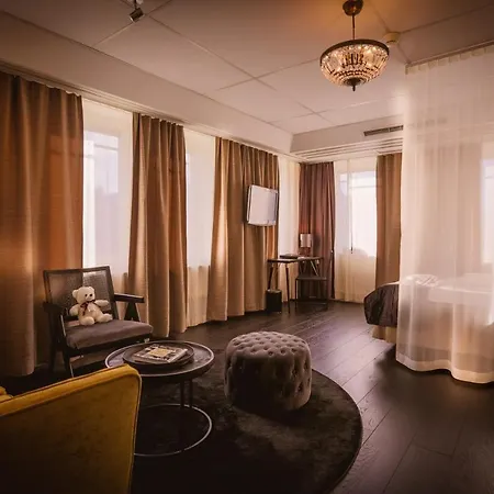 Freys Hotel 4*