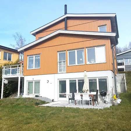 A In A Close To Arlanda Airport Alloggio in famiglia