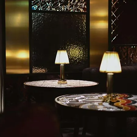 Otel Rival