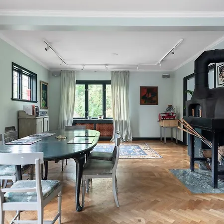 Villa Fantastic 4 Bedroom In Bromma With Everything Ville de Stockholm