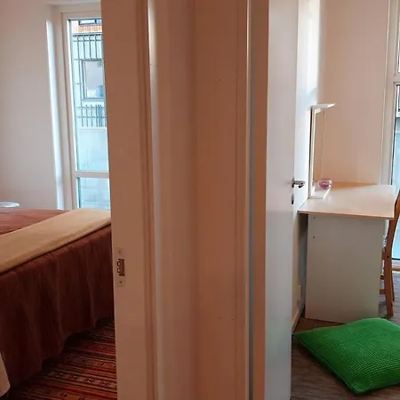 公寓 Lovely, Amazing, Modern +balcony +patio *