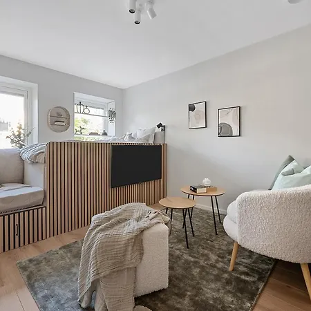 Beachside Junior - 16min From Centre *