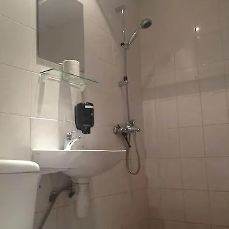 戴尔罗格酒店