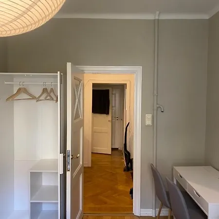 Shared Close To The Center Homestay Stockholm