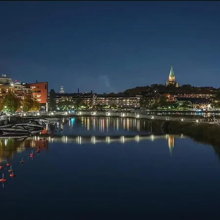 Shared Modern With Pets By The Waterfront Stockholm