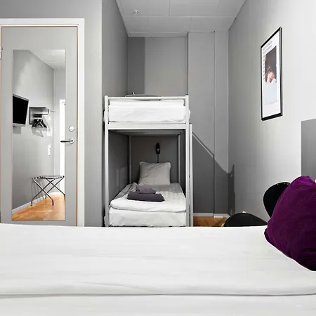 Aiden By Western Hotel 3*
