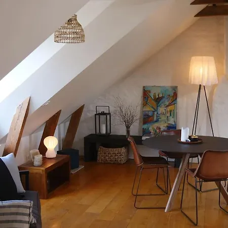 아파트 Spacious Penthouse Close To Center 스톡홀름