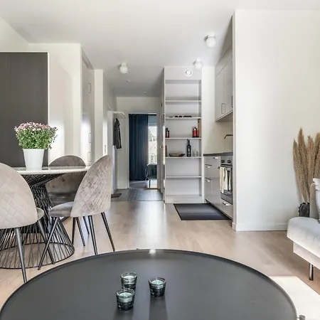 Апартаменты 2 Bedroom Cozy In Bromma Стокгольм