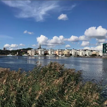 A Between Nature And Hammarby Sjoestad Apartman Stockholm