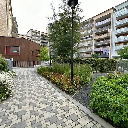 A Between Nature And Hammarby Sjoestad Lejlighed *