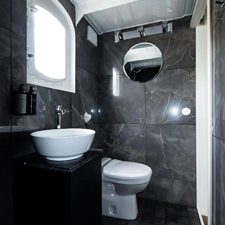 Maelardrottningen Yacht 3*
